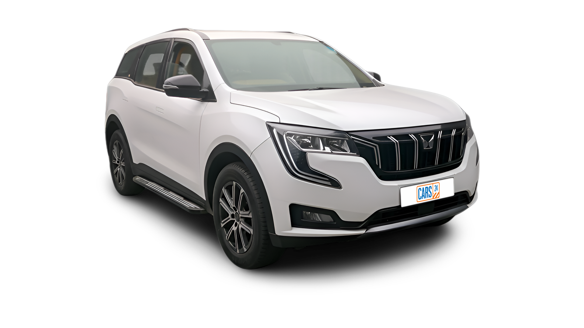 Mahindra XUV700-img